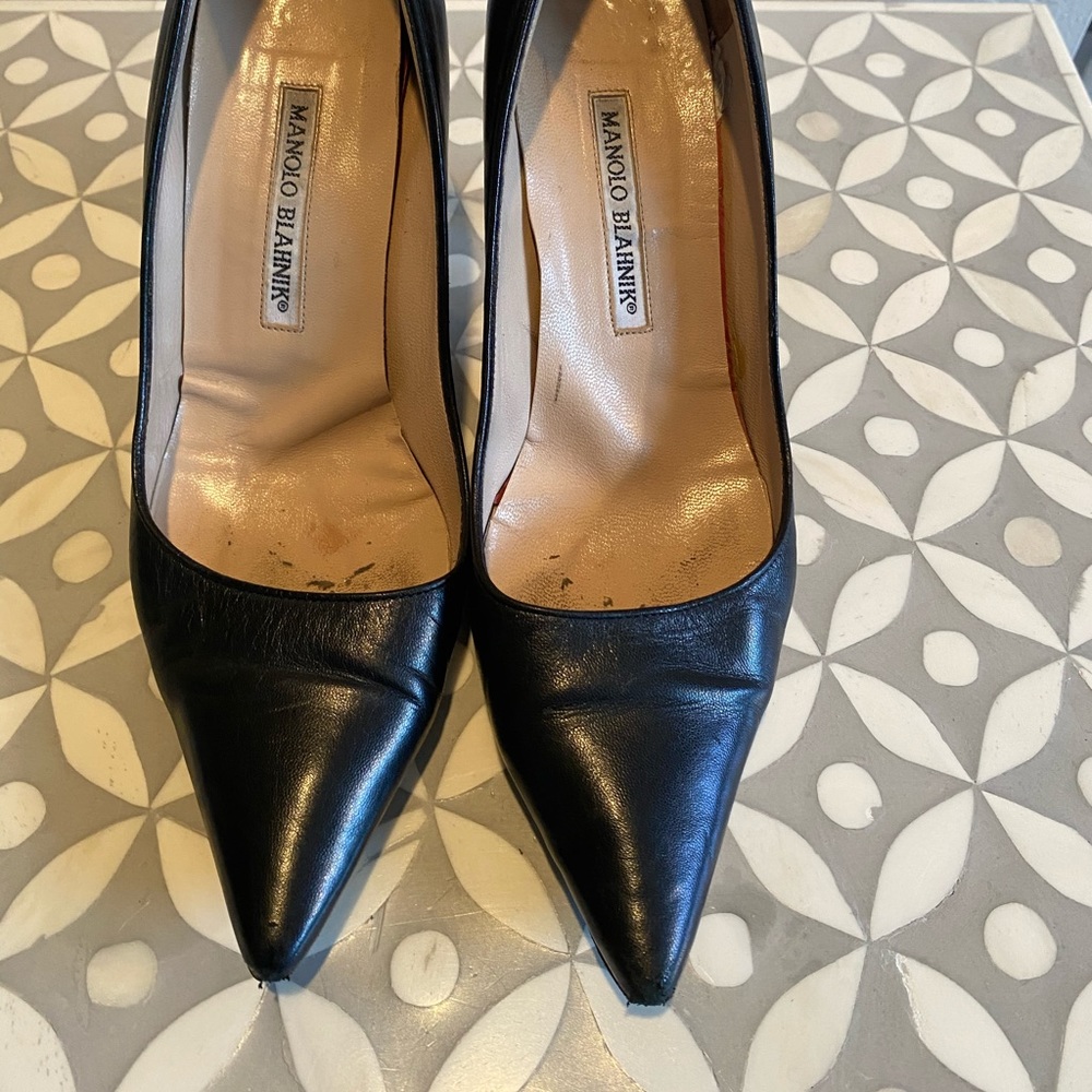 Manolo Blahnik Classic Pumps